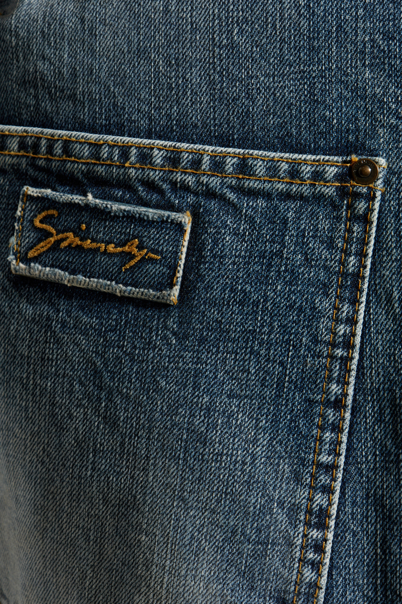 デニム・ジーパン GIVENCHY Chain jeans with logo Givenchy Denim trousers featuring chain accents | The